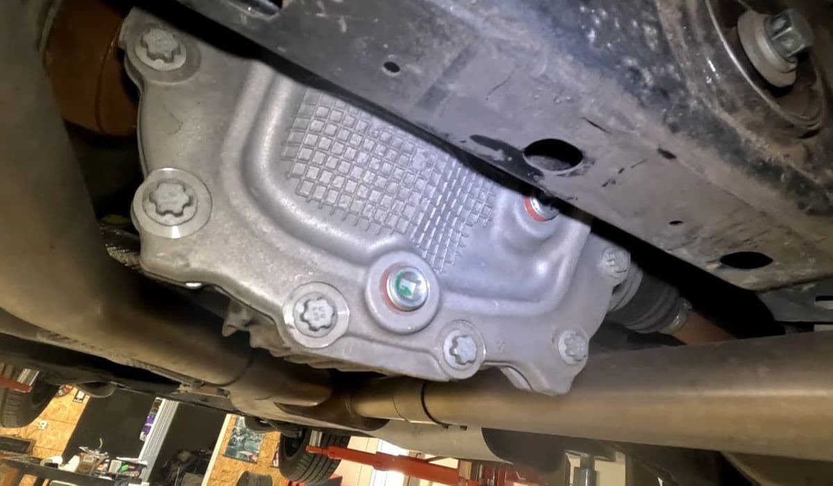 How to Change Rear Differential Fluid on 2020-2024 Ford Explorer (6th Generation) – Complete Step-by-Step Guide