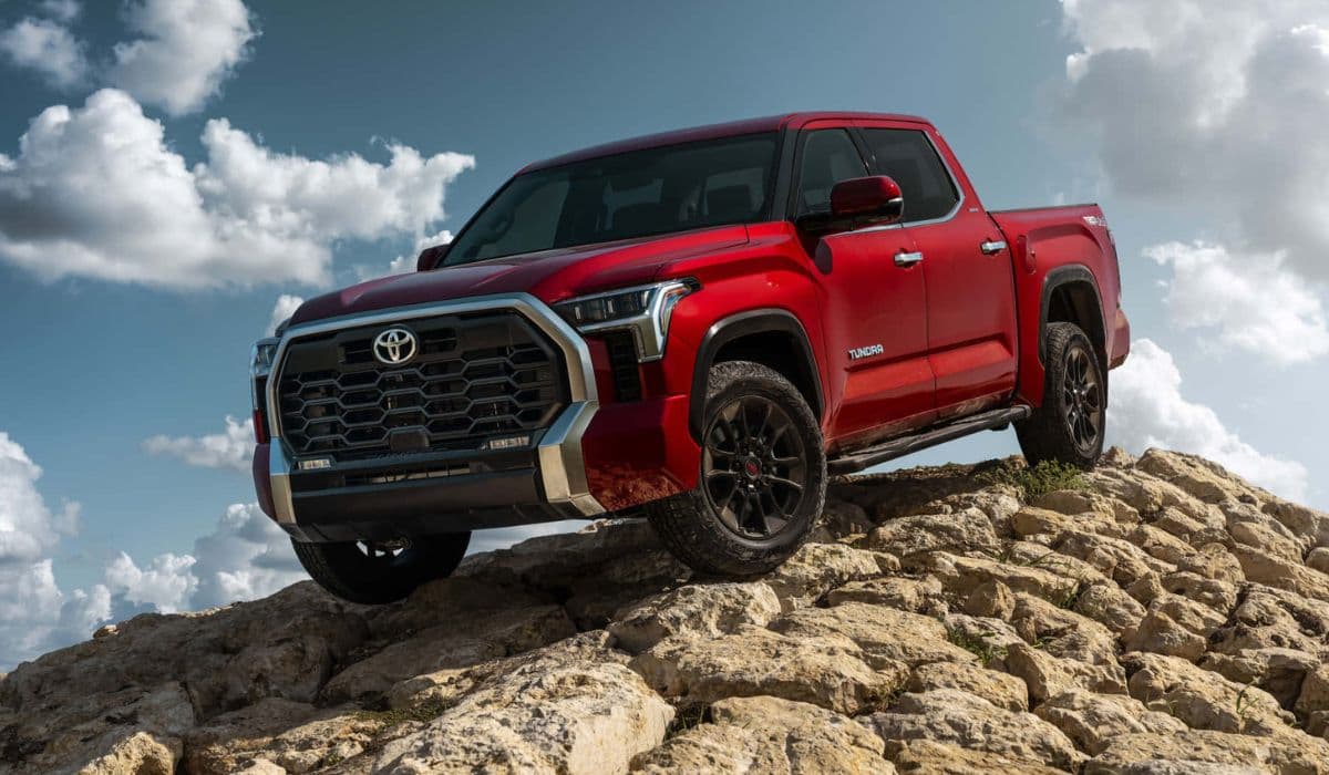 Eliminate Turbo Lag on Toyota Tundra 2022+ with Pedal Commander – The Ultimate Throttle Response Upgrade