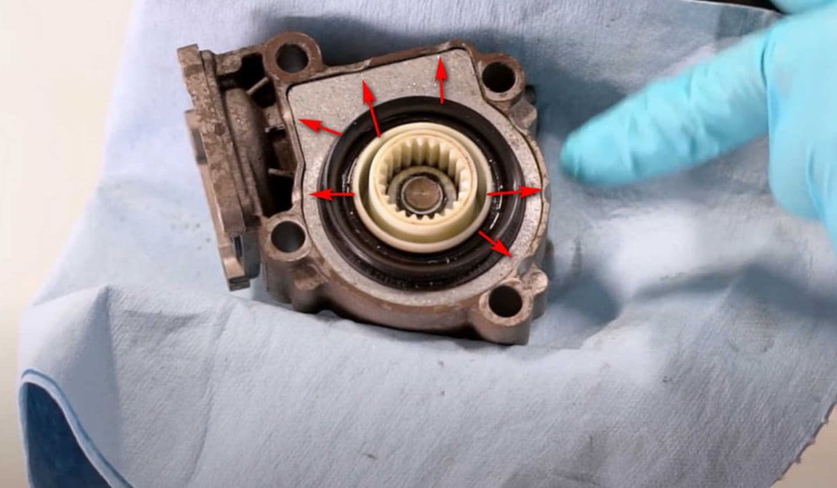 How to replace transfer case actuator (xDrive grinding noise)