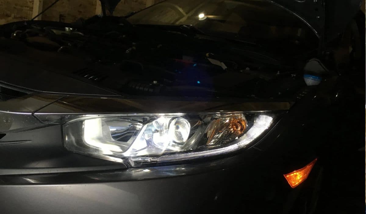 Honda Civic Low Beam Headlight Bulb Replacement Trick That Saves Hours and Broken Clips