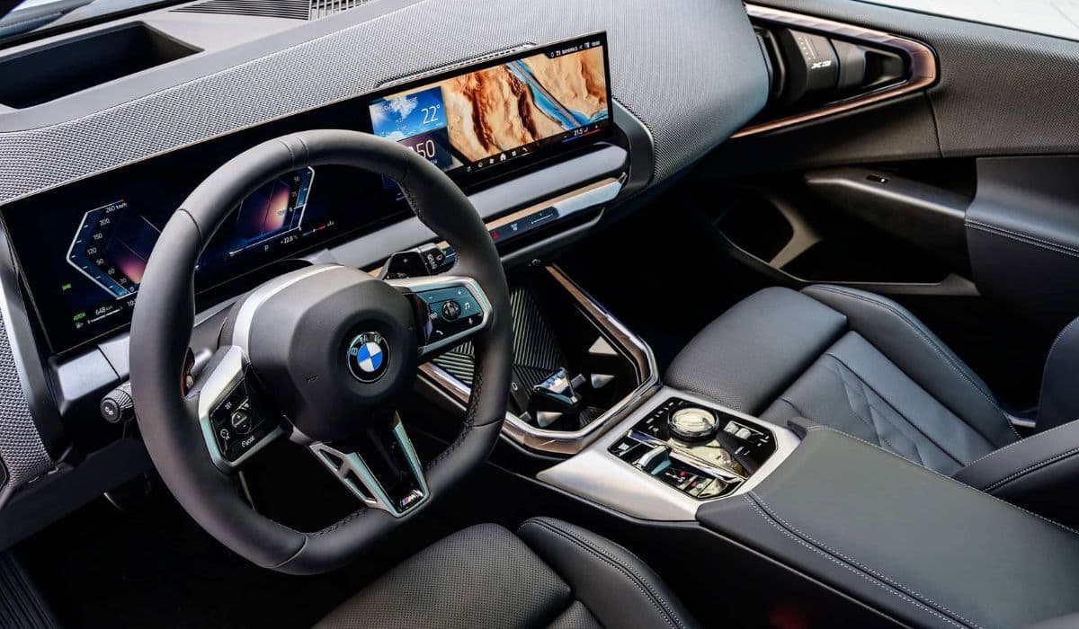 2025 BMW X3 infotainment and climate control complaints