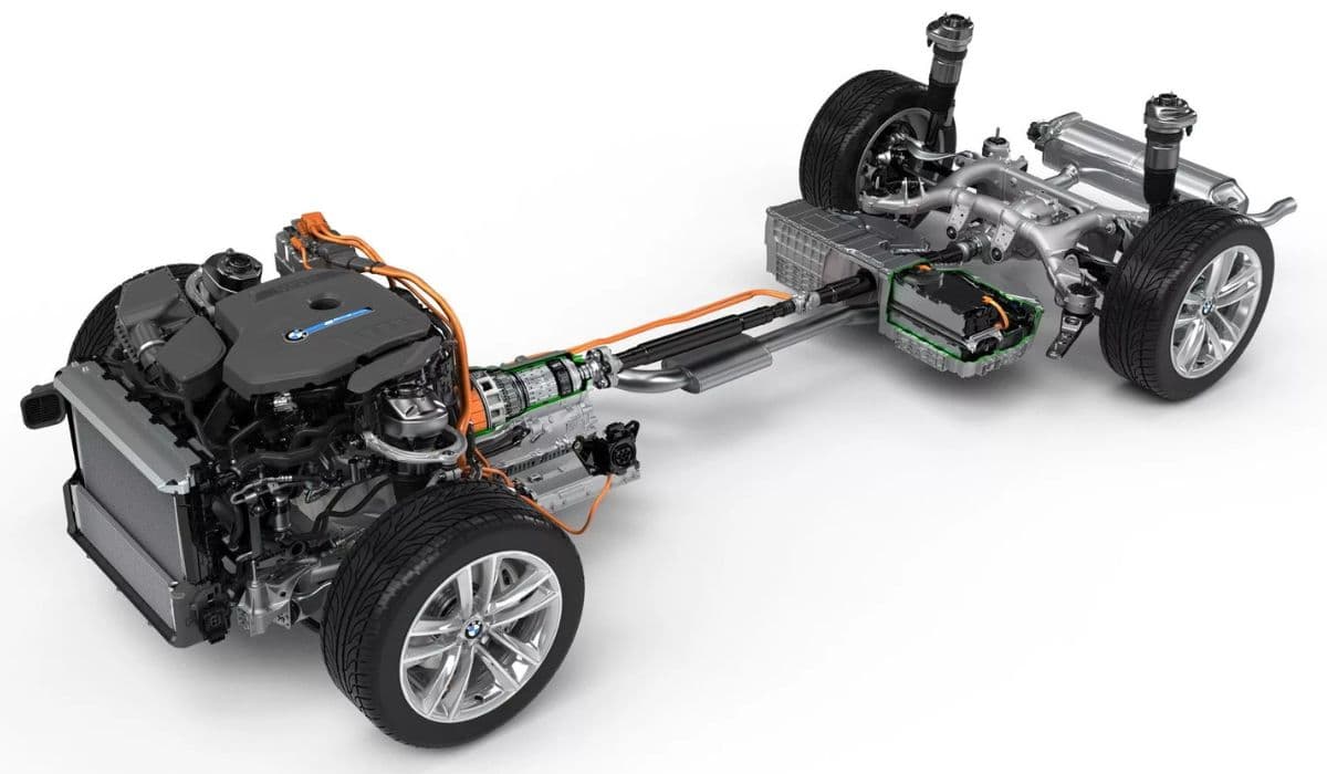 BMW X5 drivetrain failure and battery issues review