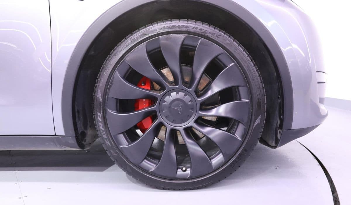 How to replace noisy wheel bearing (Tesla Model Y Performance)