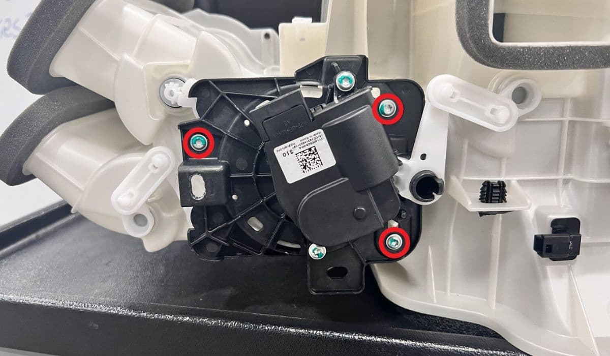 How to fix HVAC blend door actuator clicking noise Tesla