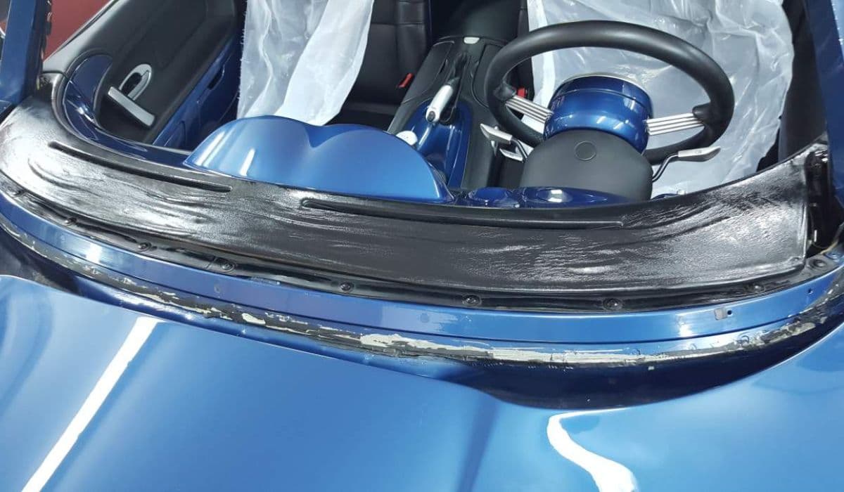 How to fix dash delamination from weak glue BMW