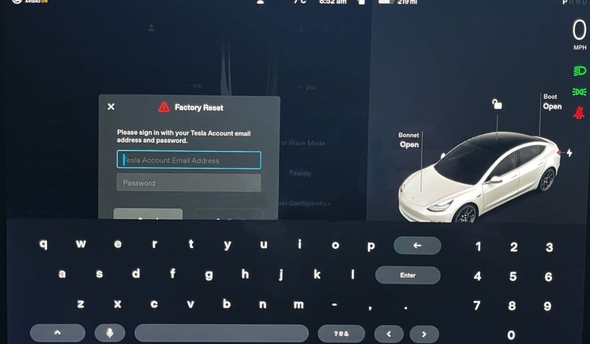 How to fix infotainment glitches Tesla with reboot/factory reset