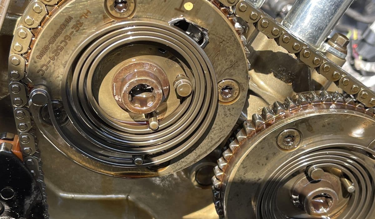 Ford EcoBoost: Preventing Cam Phaser Rattle with Regular Oil Changes