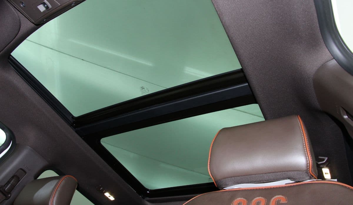 Ford Panoramic Roof: Preventing Leaks and Noise Tips