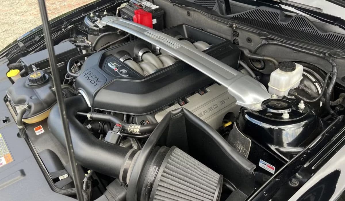 Ford Coyote V8: Oil Consumption Monitoring Guide