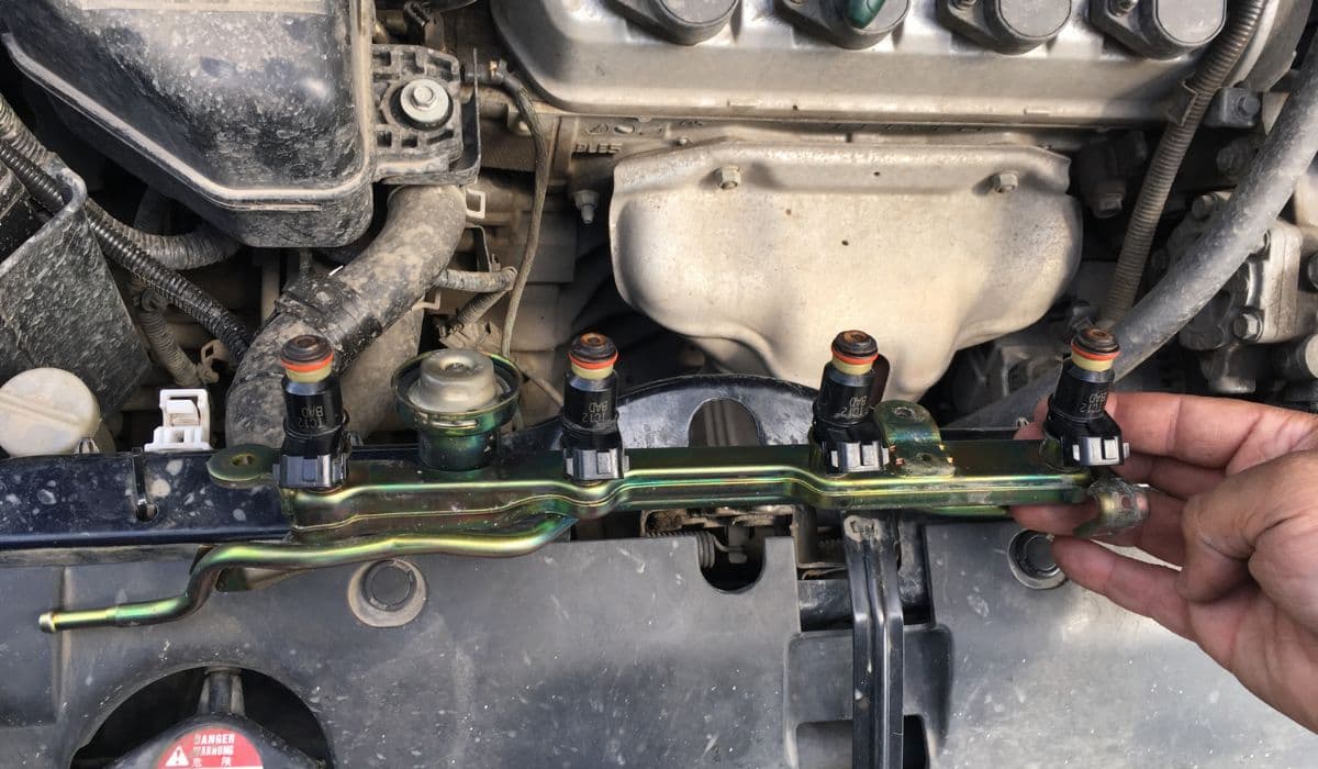 Honda Civic: Fuel Injector Cleaning for 1.5T Engines