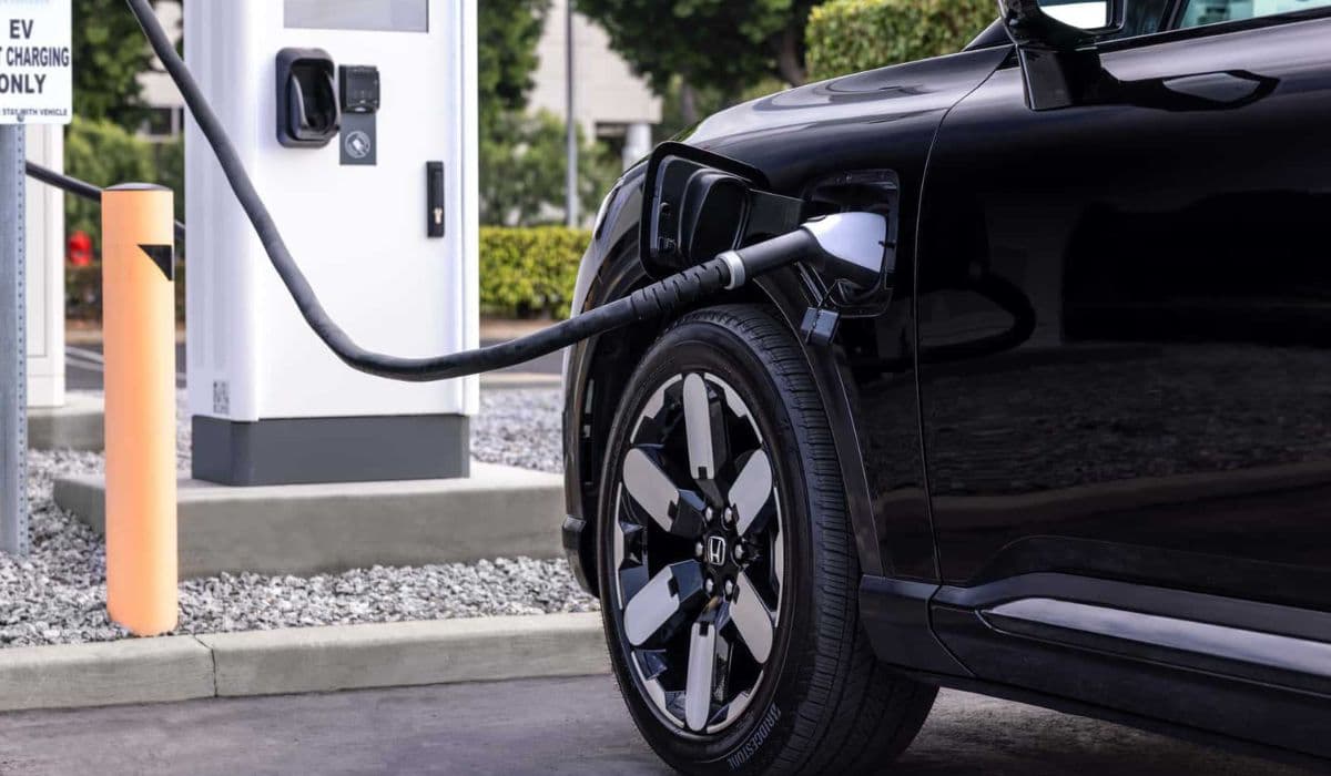 Honda Prologue EV: Charging Port Maintenance Guide