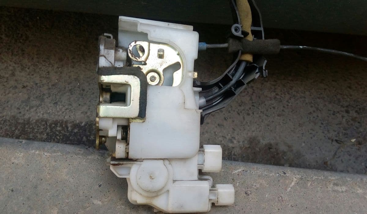 Door Lock Actuator Failure Prevention Honda Accord