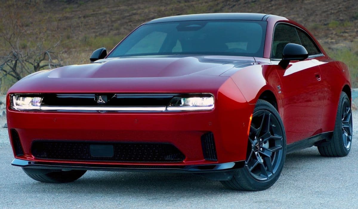 Dodge Charger: Highway comfort and power delivery