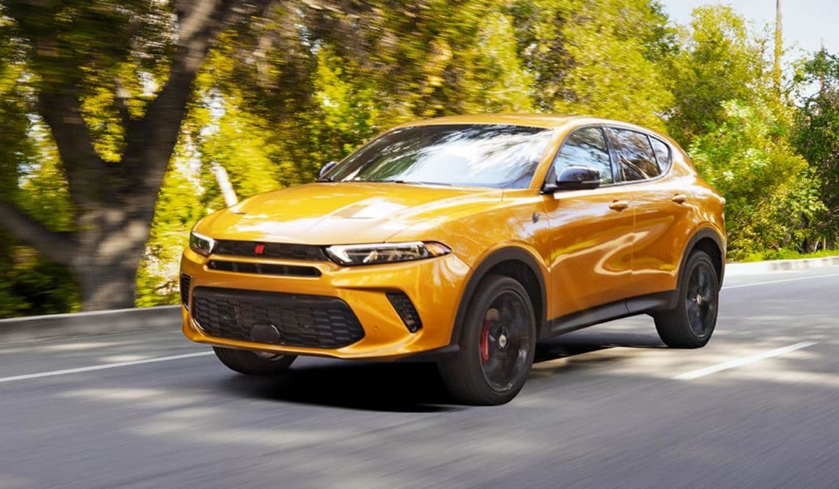 Fuel economy in hybrid vs gas models: Dodge Hornet